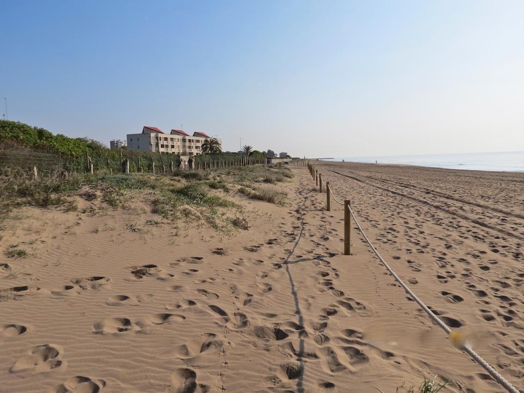 Gava Beach 1St Line Gavà Exterior foto