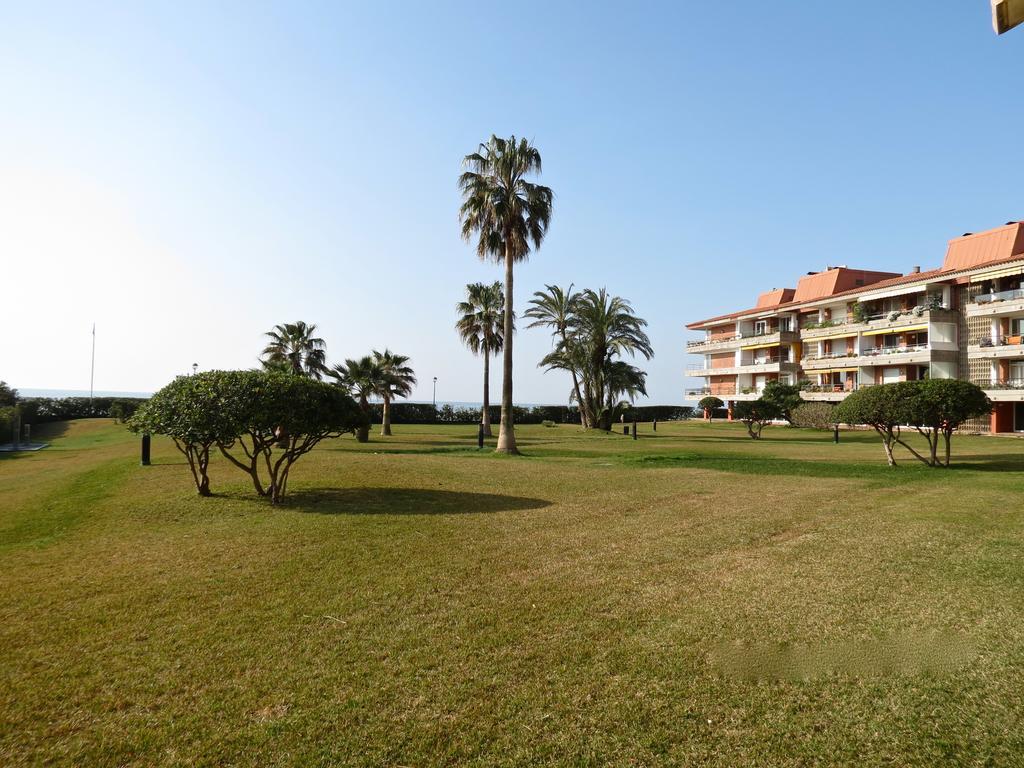 Gava Beach 1St Line Gavà Exterior foto